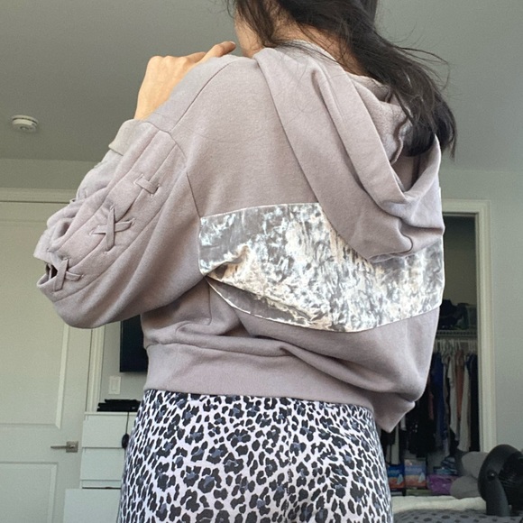 PINK Cropped Velvet Hoodie with Cross Hatches - Picture 2 of 3